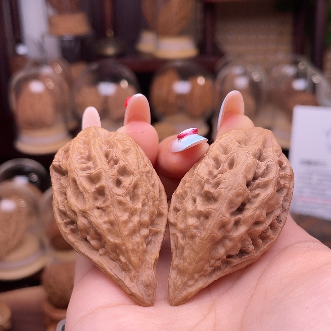 文玩核桃吊坠鸭嘴兽