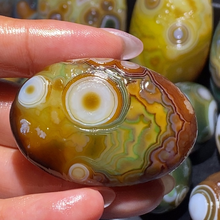 玛瑙/玉髓未镶嵌珠宝奇石126