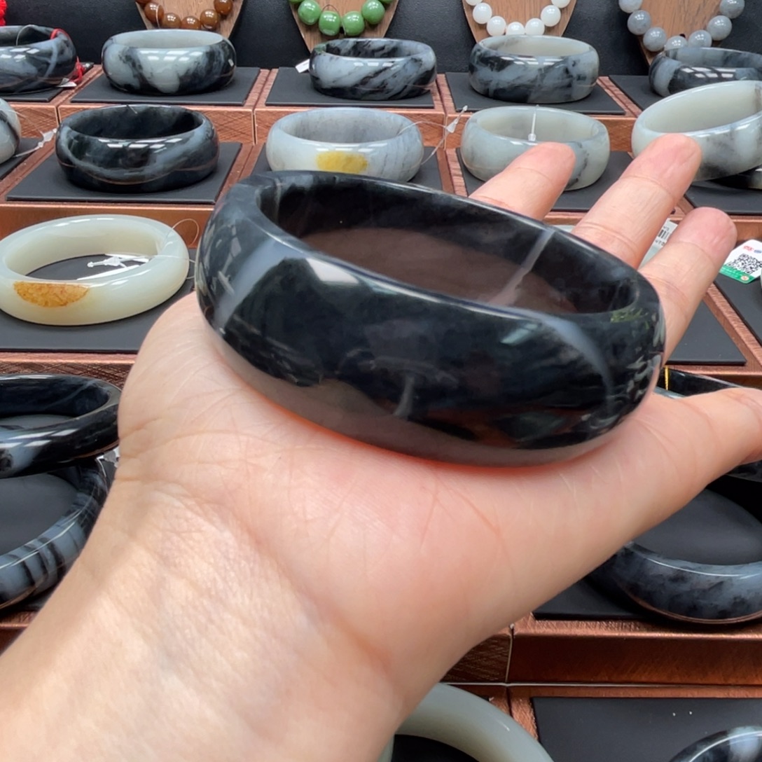 和田玉未镶嵌手镯58.2圈口