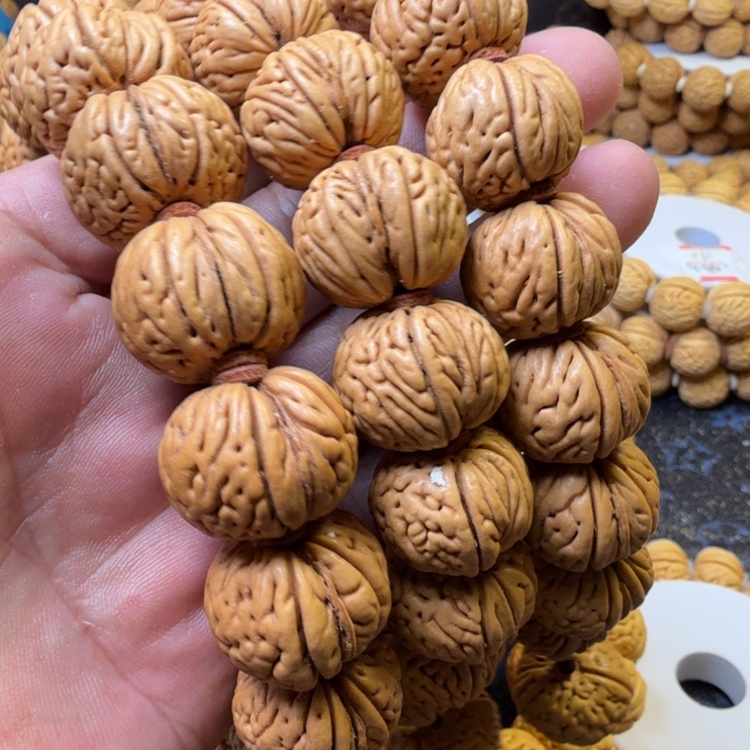 吊坠桃核磨盘手持