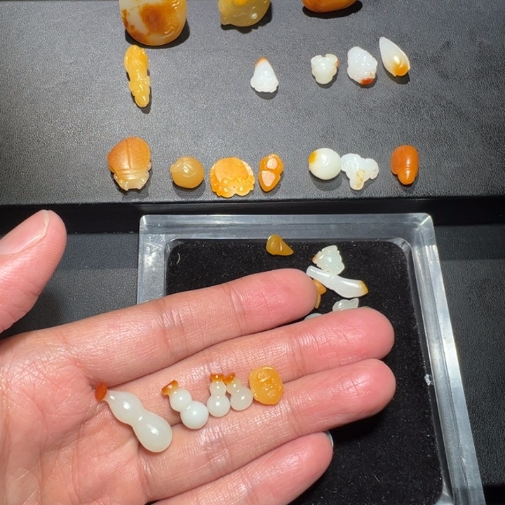 和田玉颈饰未镶嵌清***尘