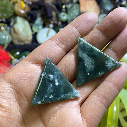 岫玉银S925镶嵌耳坠一对