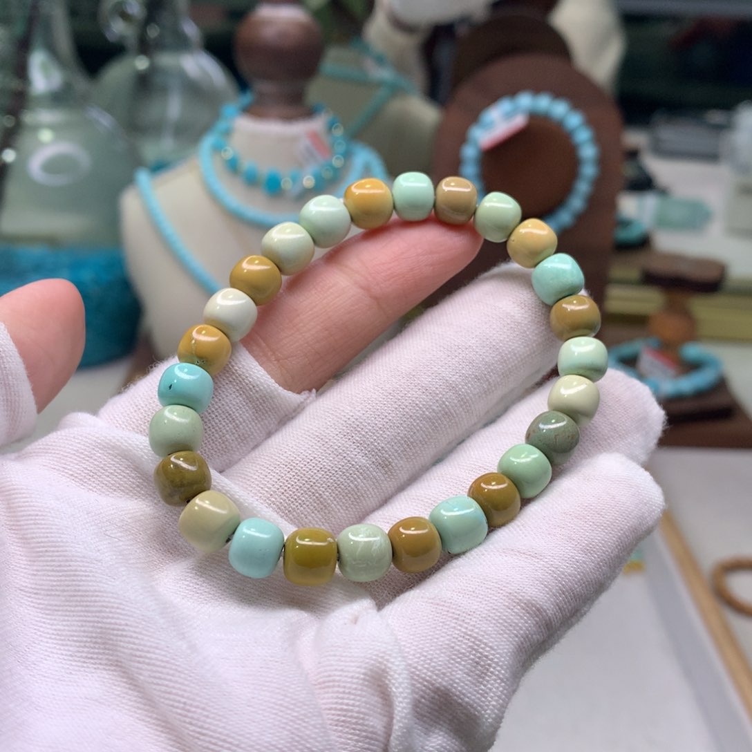 绿松石配饰未镶嵌