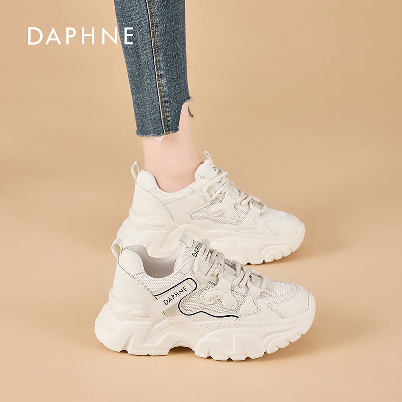 达芙妮老爹鞋女2026冬新款网红时尚百搭厚底软底轻便休闲运动鞋