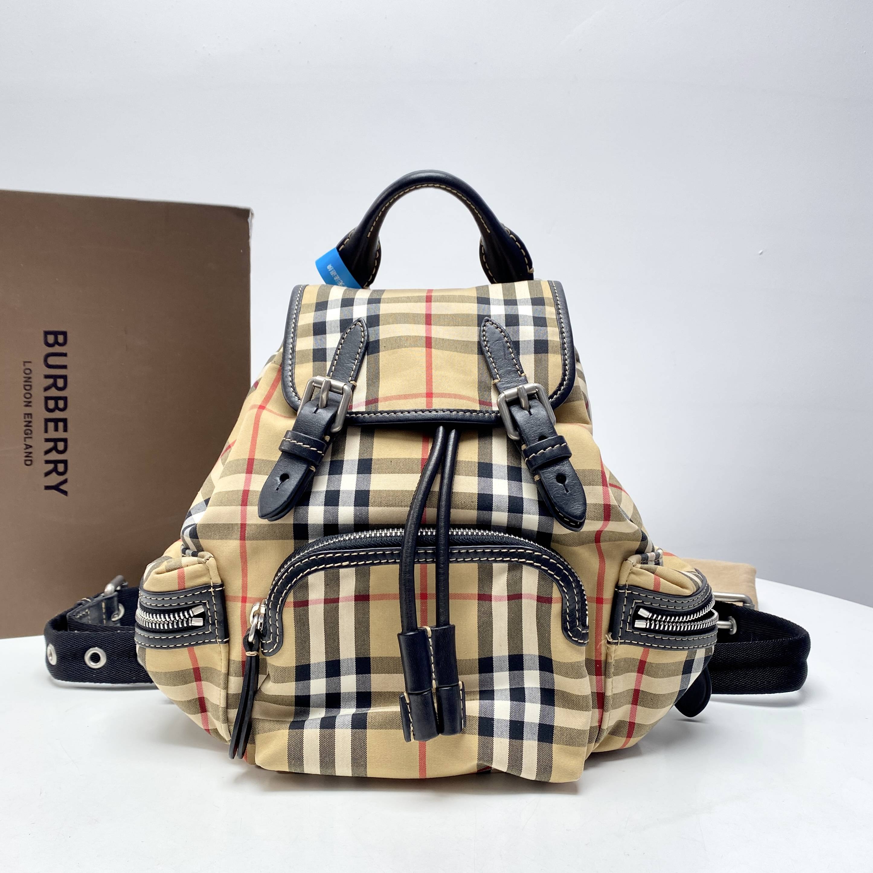 95新 BURBERRY/博柏利 玺越奢品 巴宝莉书包 BJDK364
