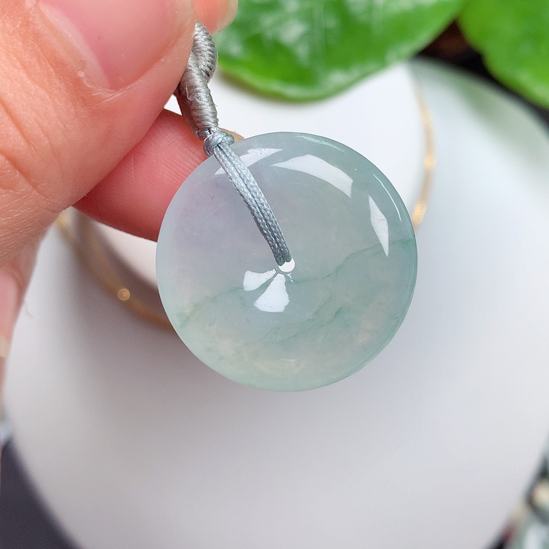 翡翠未镶嵌颈饰平安扣