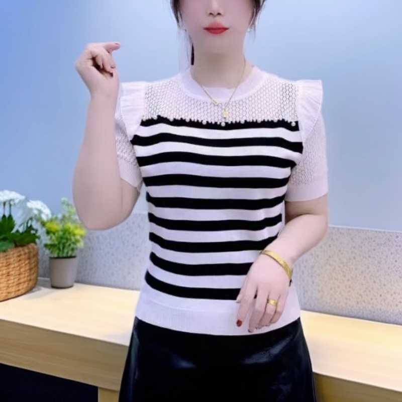 2025夏季新款时尚洋气设计感蕾丝拼接条纹针织T恤女宽松休闲上衣