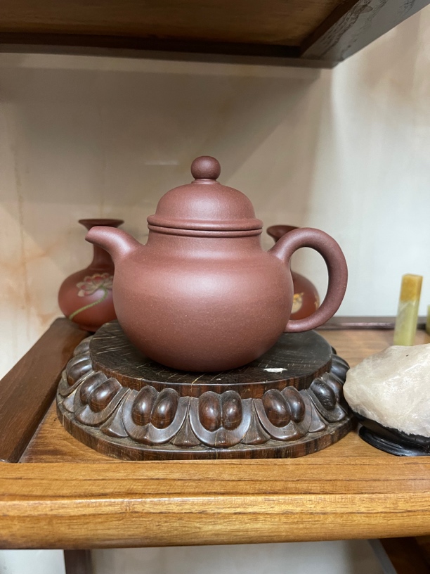 宜兴紫砂壶全手工，240cc左右