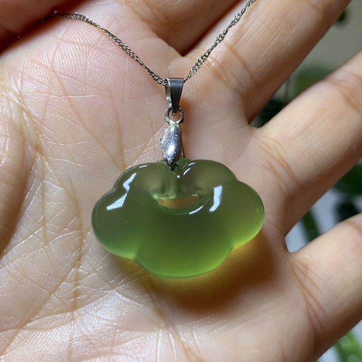 岫玉颈饰银S925镶嵌吊坠