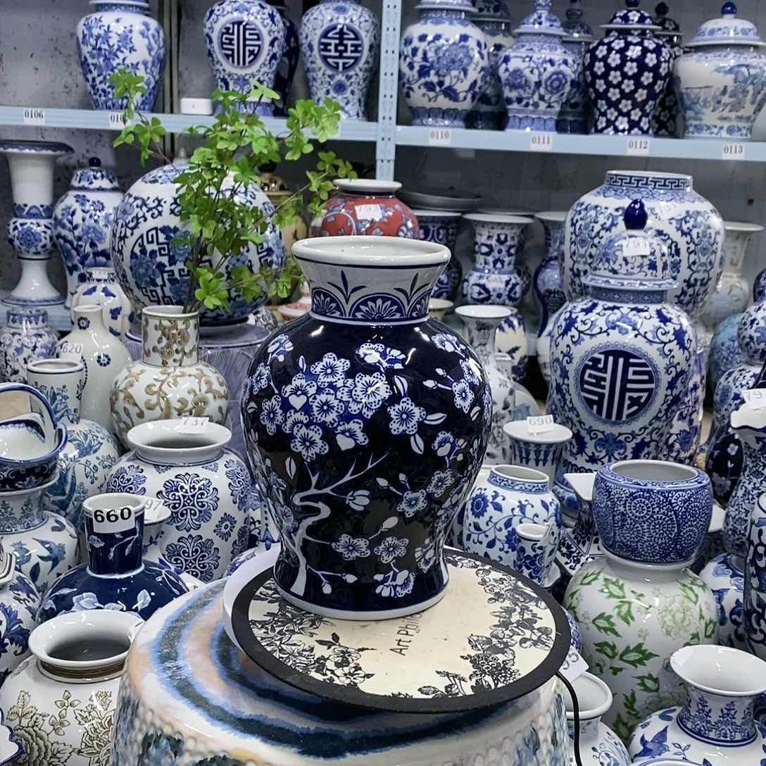 【闪购商品】摆件冰梅花瓶瓷器……………………………………