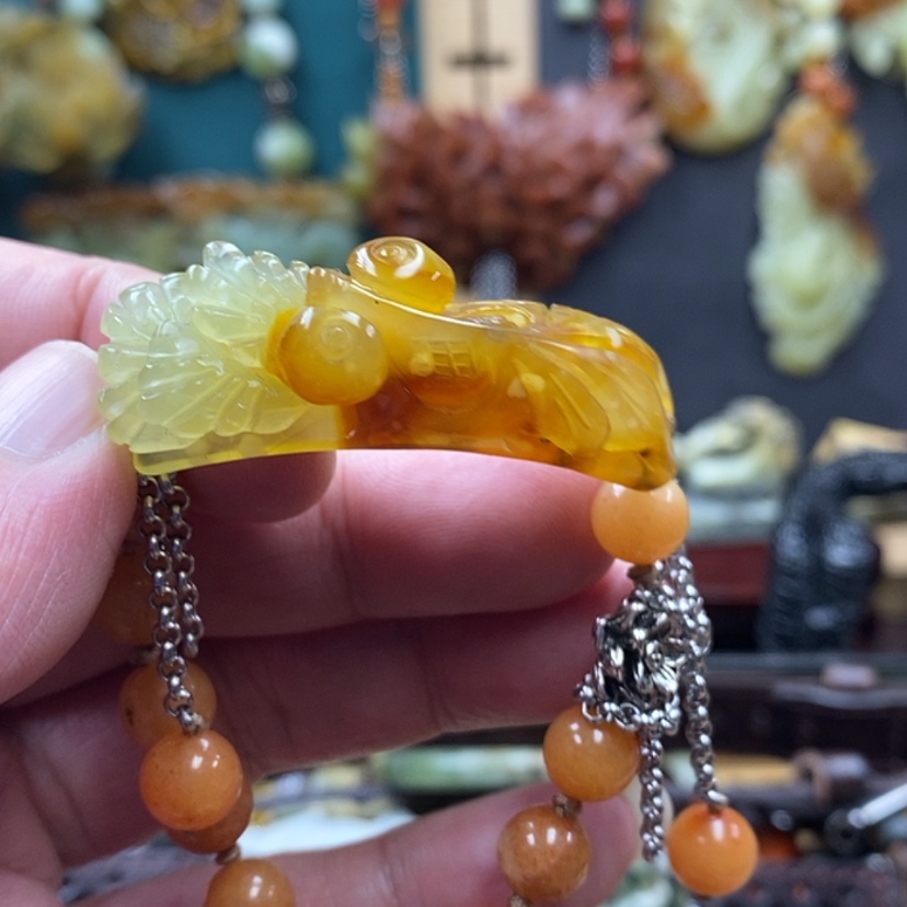 【闪购商品】蛇纹石玉手牌未镶嵌