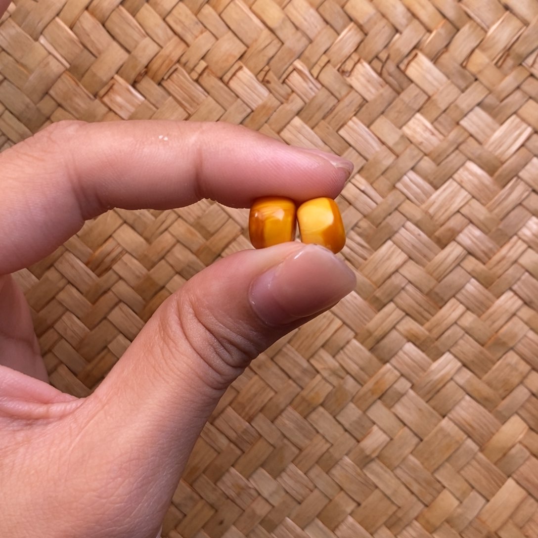 未镶嵌琥珀裸石逸****7蜜蜡L