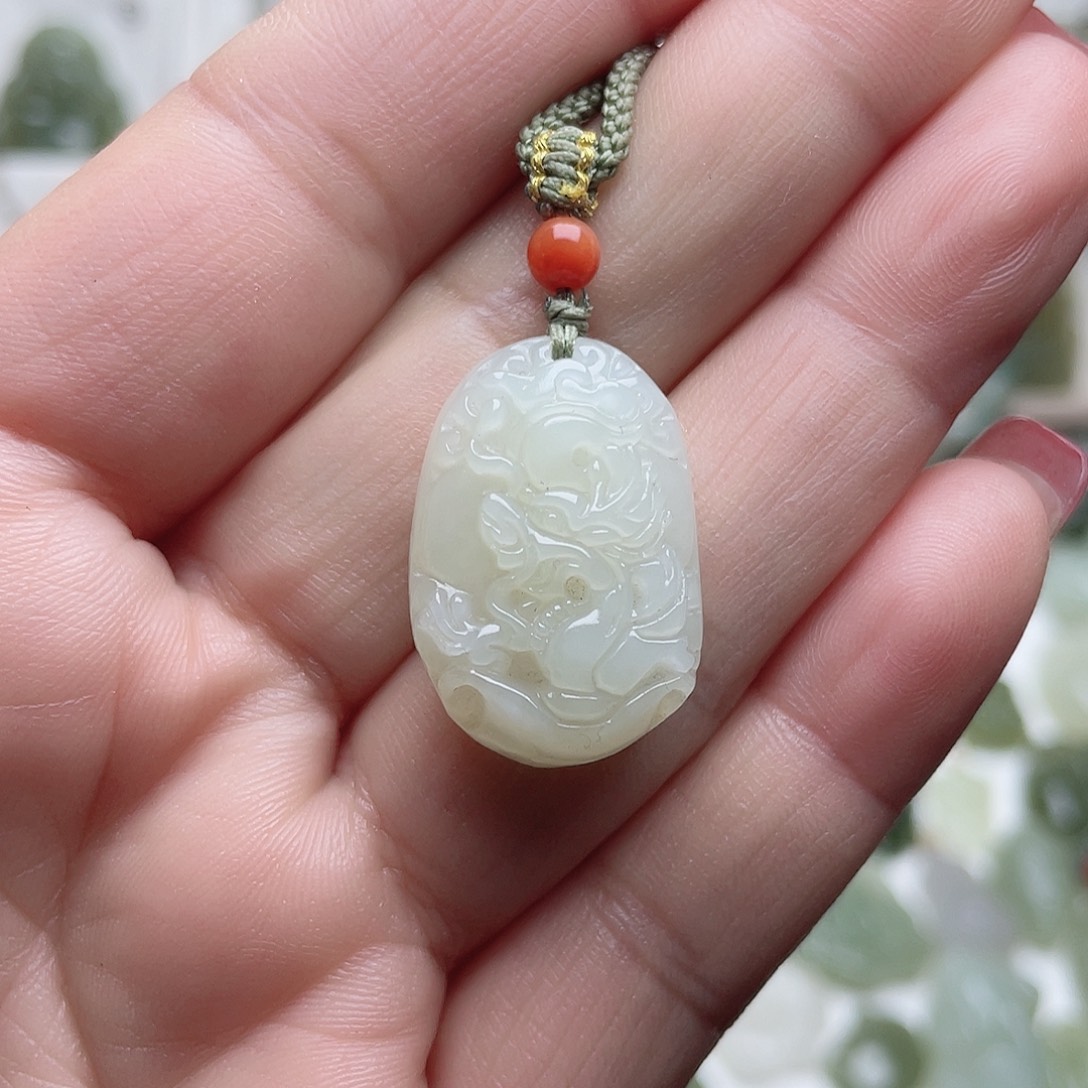 和田玉颈饰未镶嵌