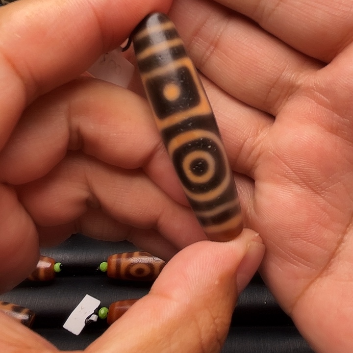 玛瑙/玉髓颈饰未镶嵌苗*俊