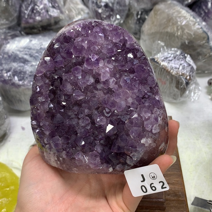 水晶大型摆件（非配饰）未镶嵌