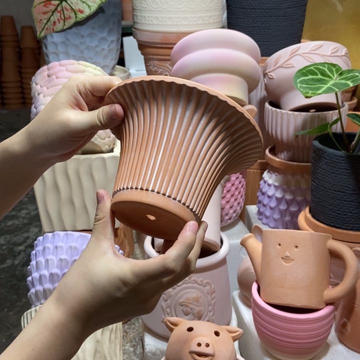 16×10复古反口喇叭盆 1个