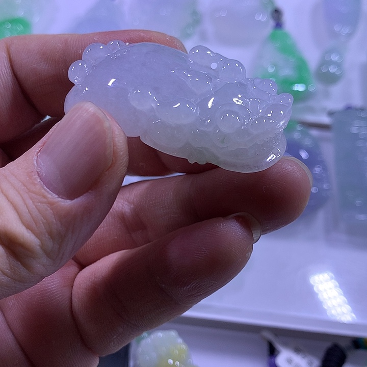 翡翠未镶嵌颈饰天然翡翠Ａ货吊坠