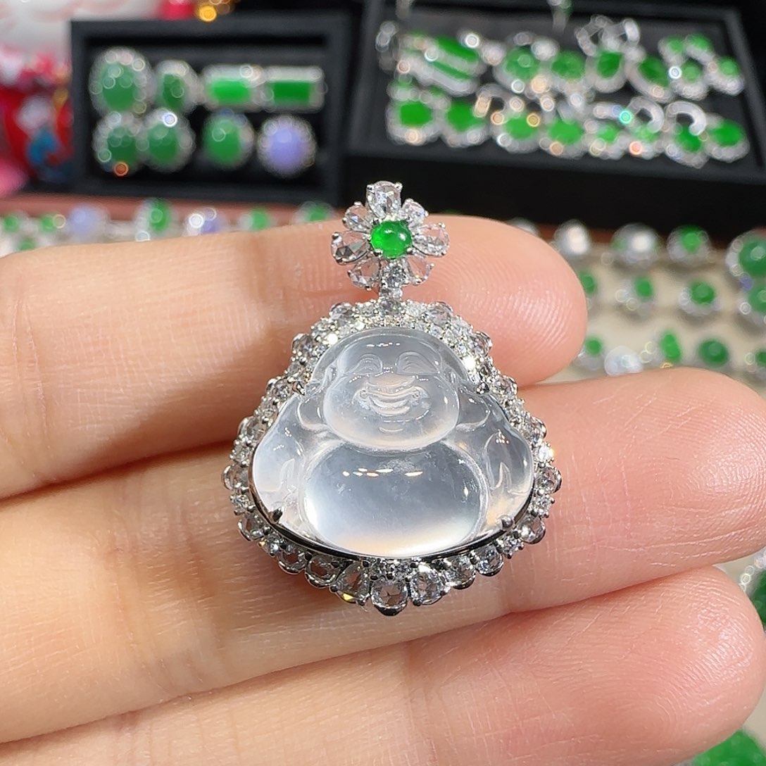 翡翠吊坠(不含链)18K金镶嵌