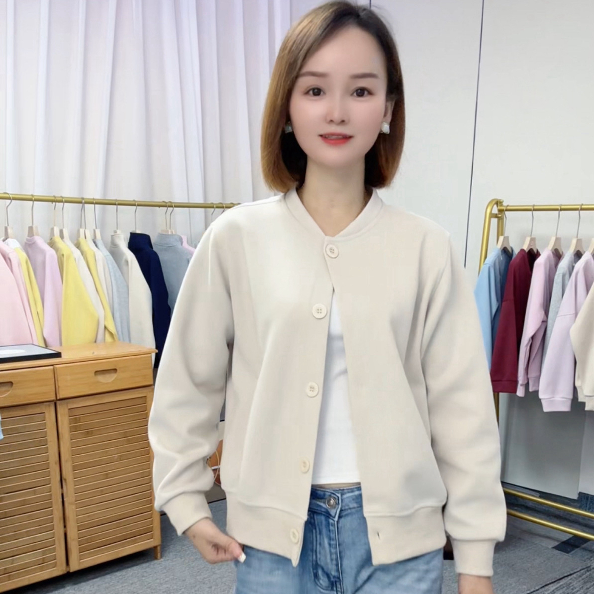 反季清货（纽扣款）正肩短款卫衣外套休闲百搭秋季韩版开衫女上衣