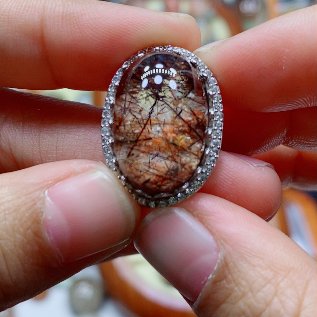 颈饰未镶嵌水晶?****水晶