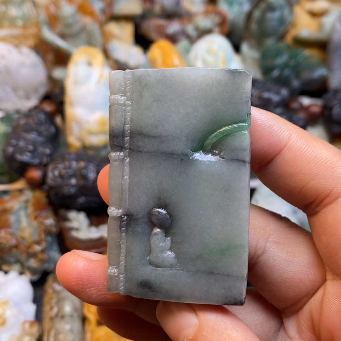 定制翡翠未镶嵌特色7