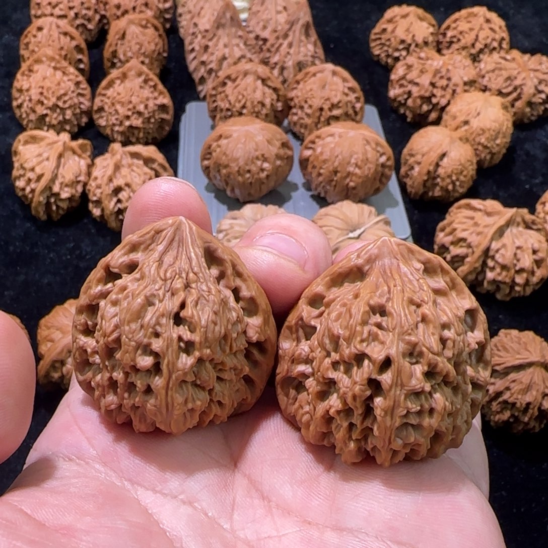 吊坠文玩核桃37毕业三角南疆石