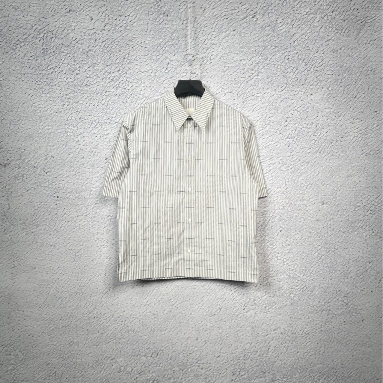 99新 Givenchy/纪梵希 串标logo灰衬衫短袖/40码