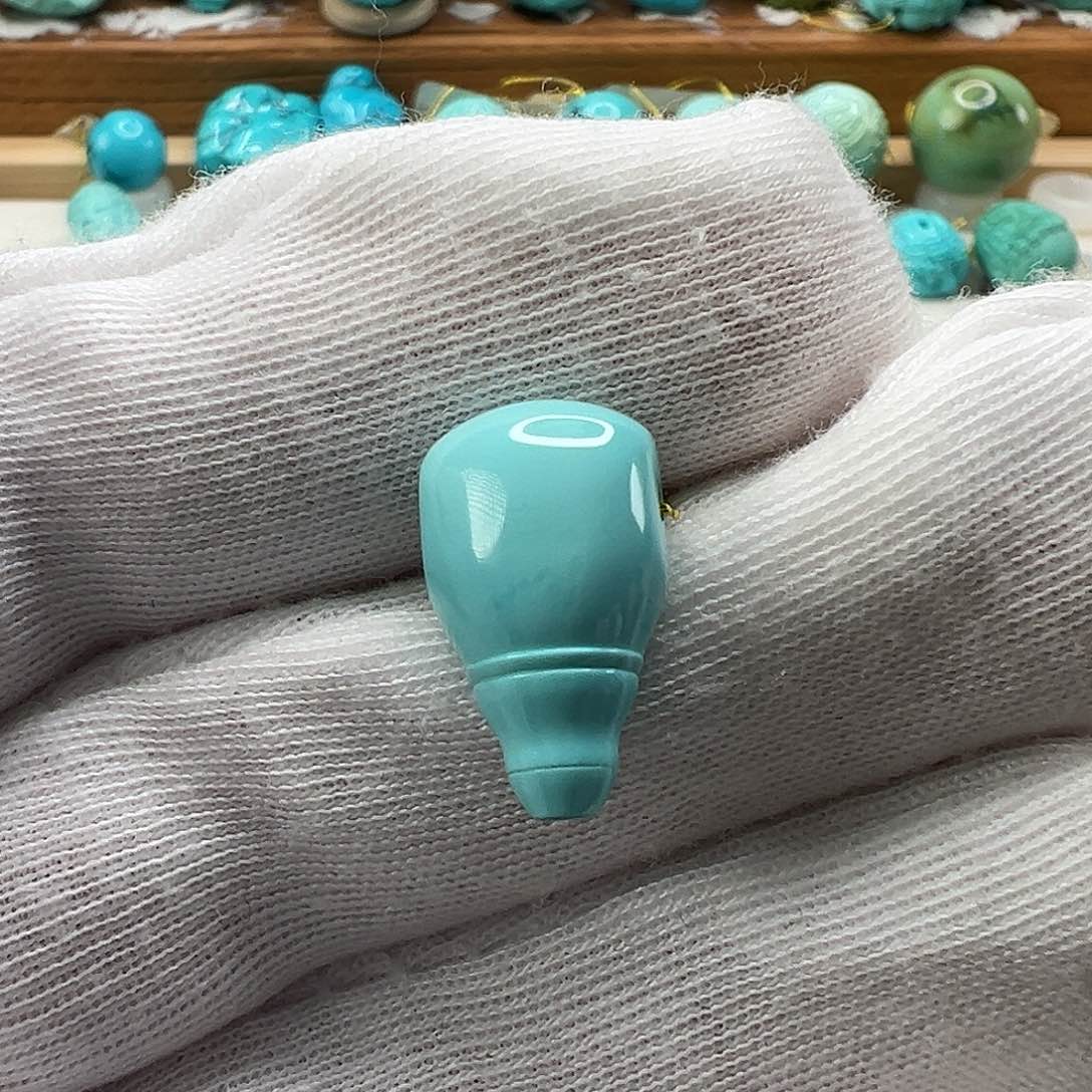 绿松石配饰未镶嵌