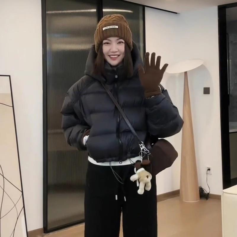 黑色肯豆风服女士短款2024冬季新款爆款连帽加厚面包服通勤