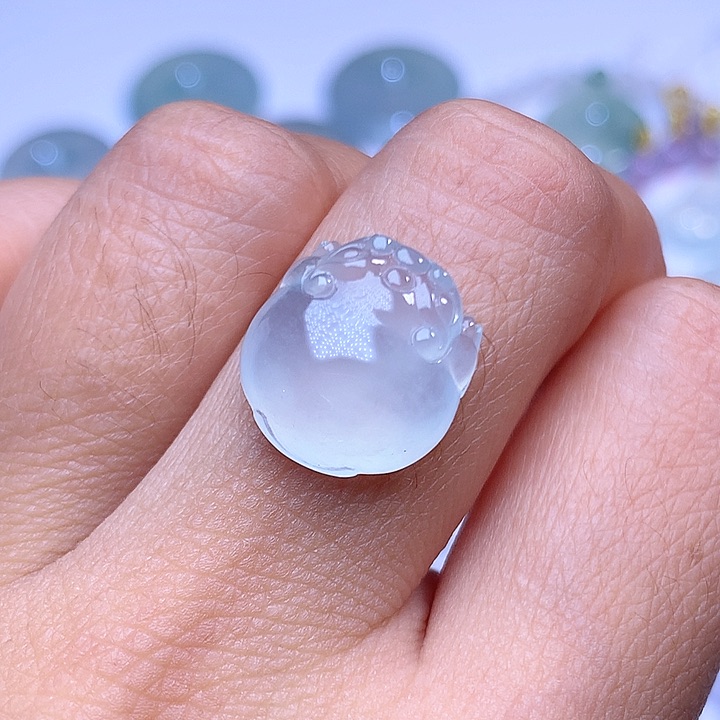 翡翠裸石高冰金蟾