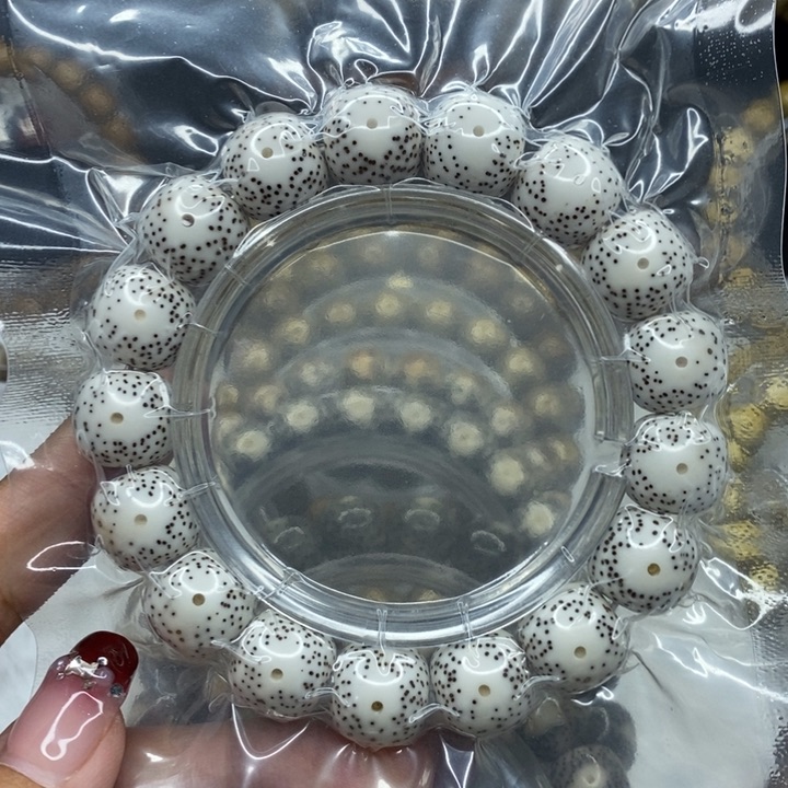 星月菩提吊坠波14顺白大眼睛