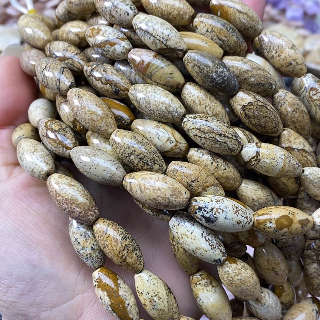 玛瑙/玉髓未镶嵌珠宝半成品图画石一条