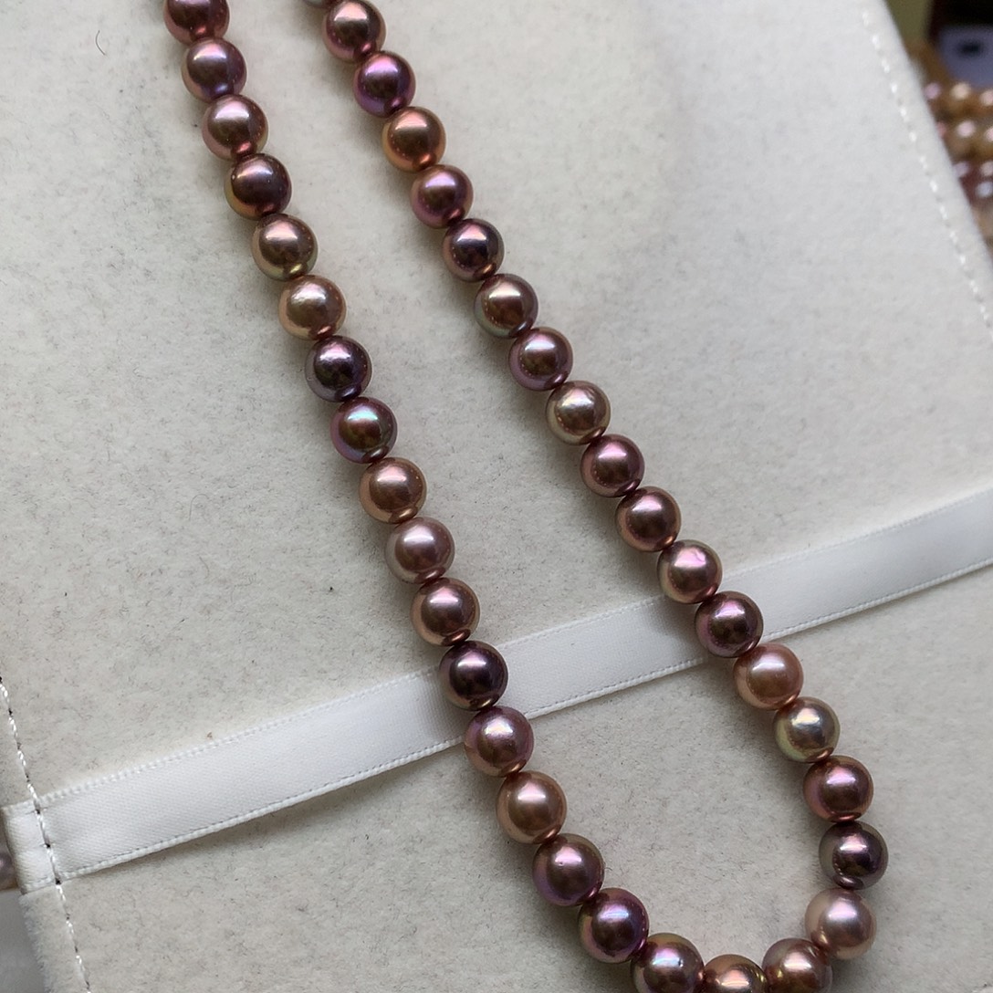 m***n合金颈饰淡水珍珠