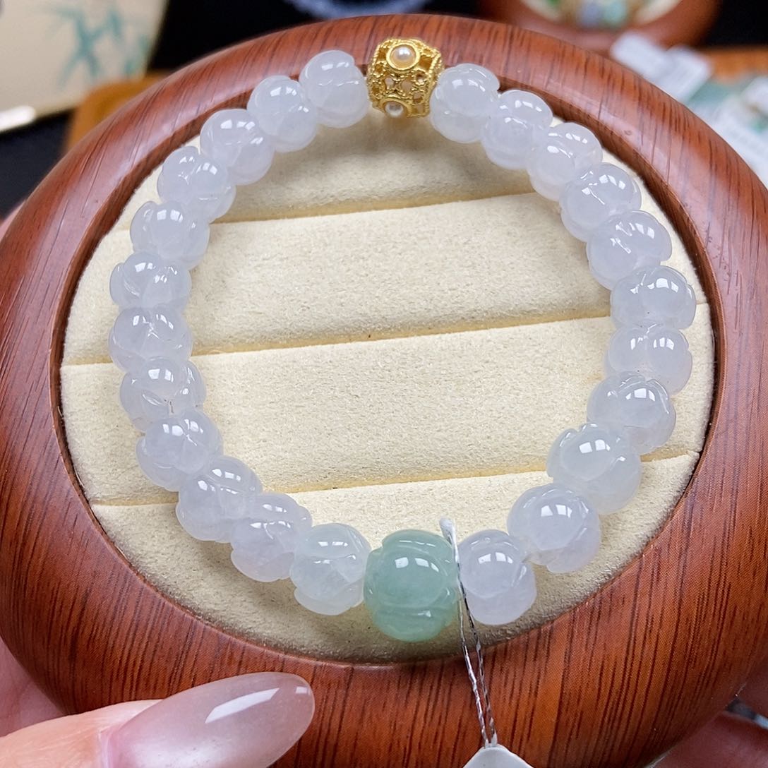 未镶嵌挂件翡翠闪