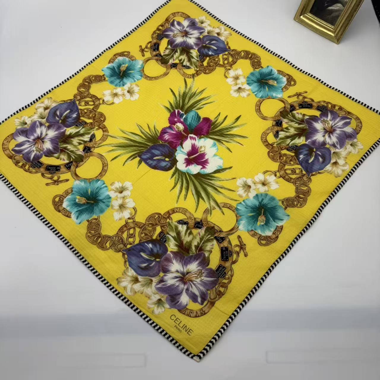 95新 Celine/思琳 海囤/思琳/丝巾/yy11095