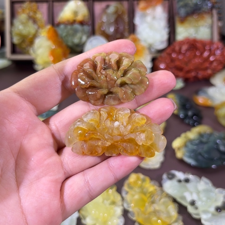 未镶嵌蛇纹石玉颈饰