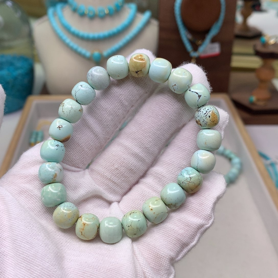 绿松石配饰未镶嵌