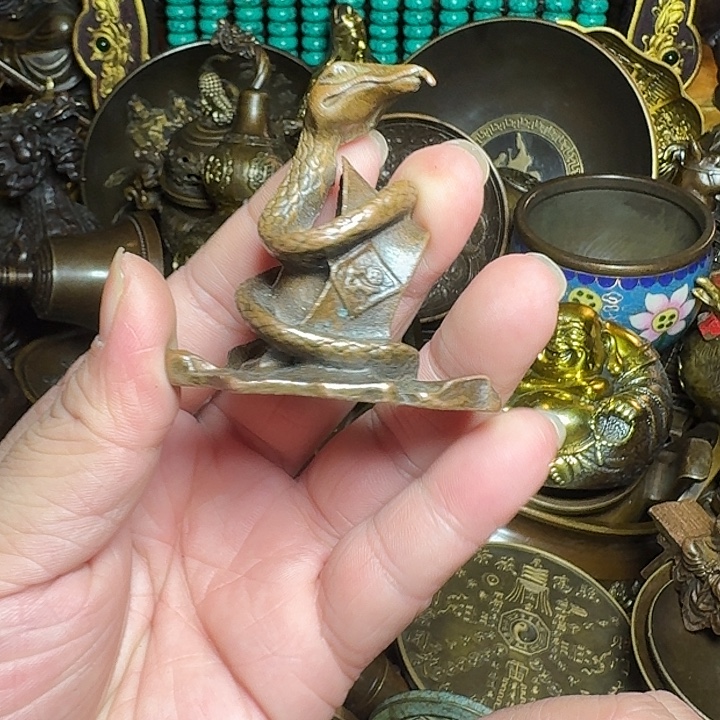 铜器摆件收收藏藏