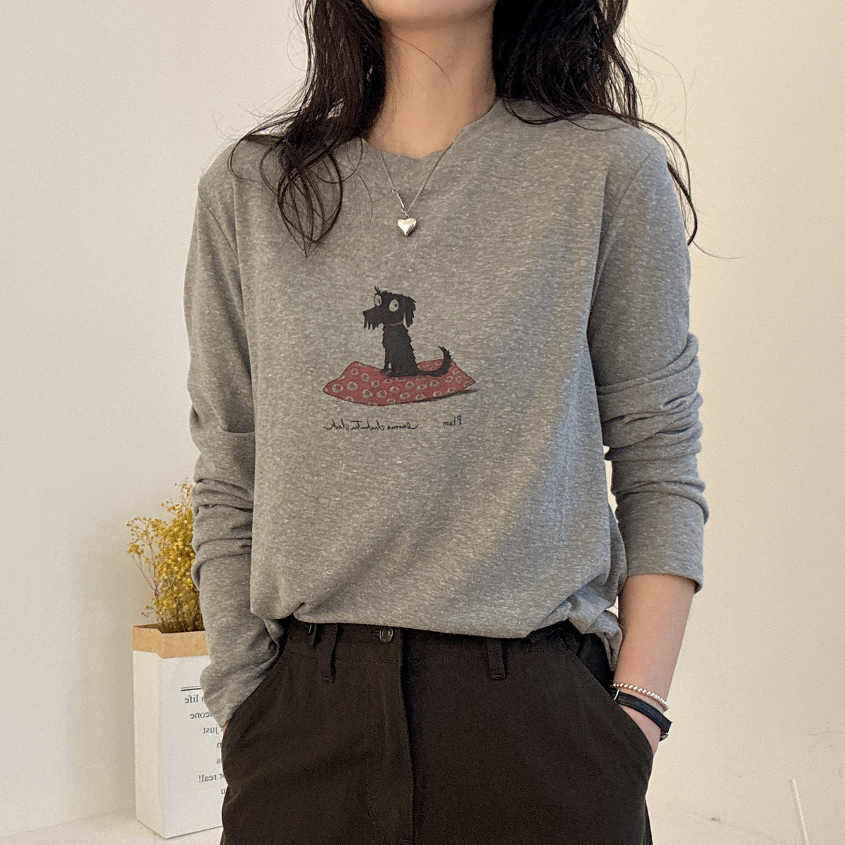 韩系宽松长袖卡通字母t