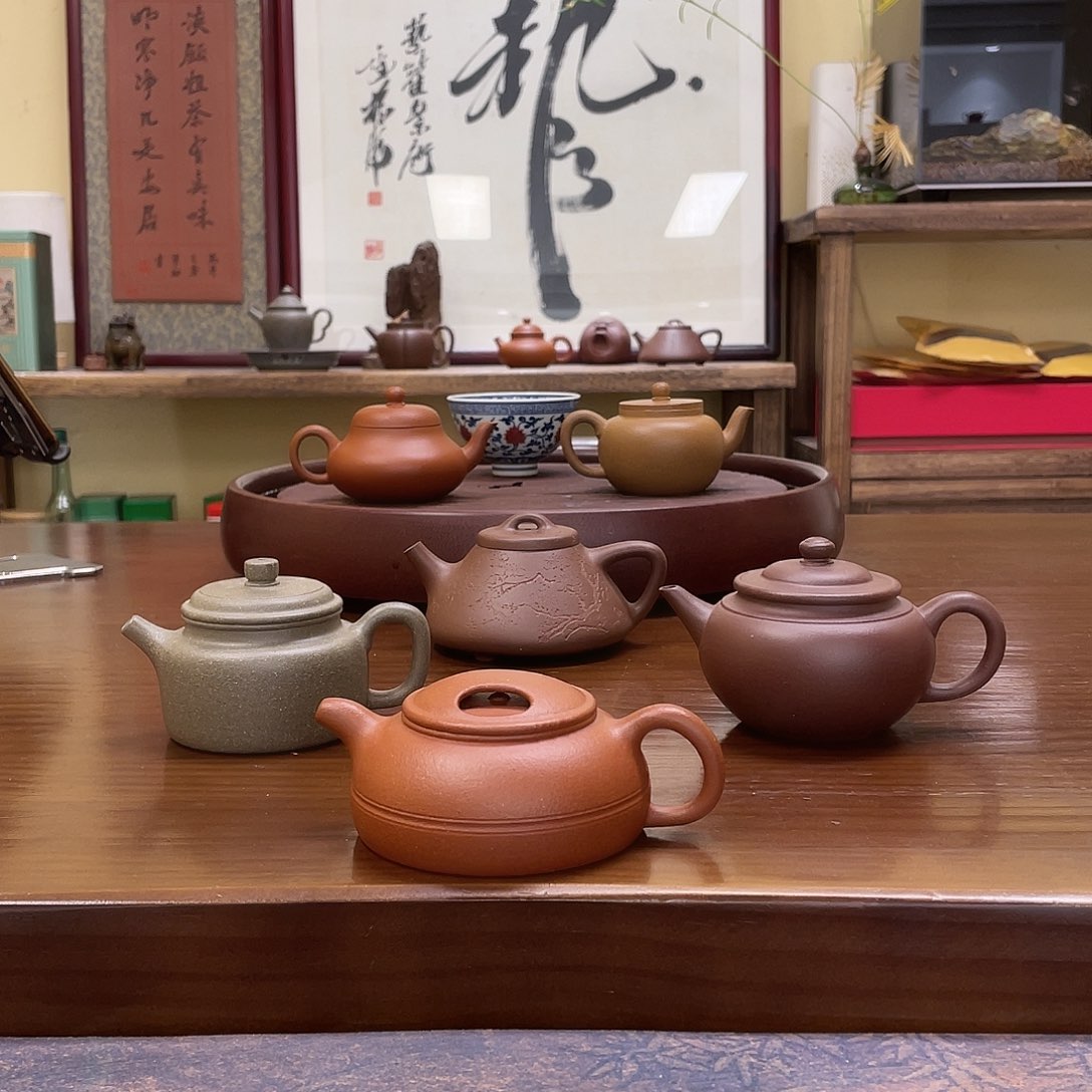 布***蓝紫砂茶壶585855885