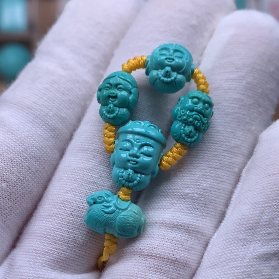 未镶嵌绿松石珠宝奇石