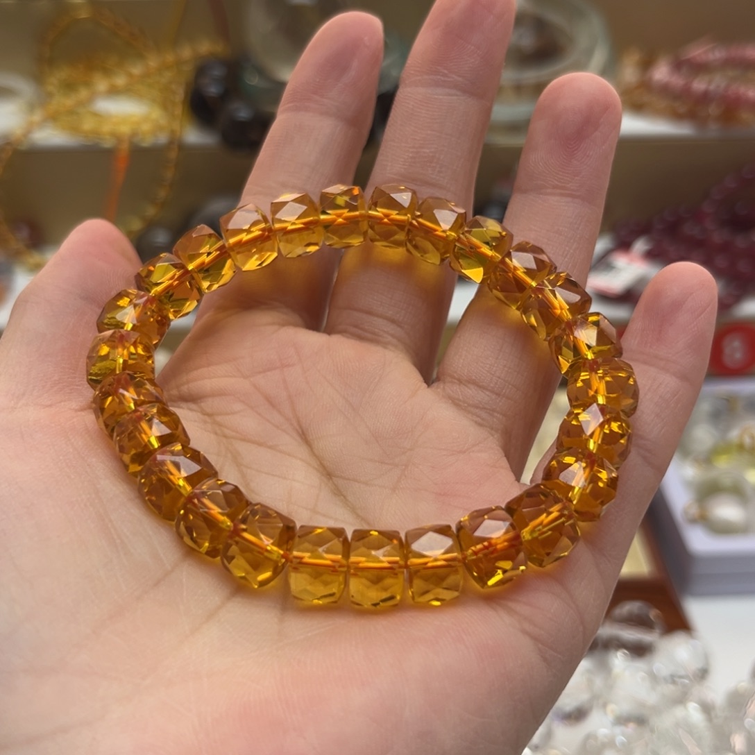 是****非金属黄车轮切面9手串