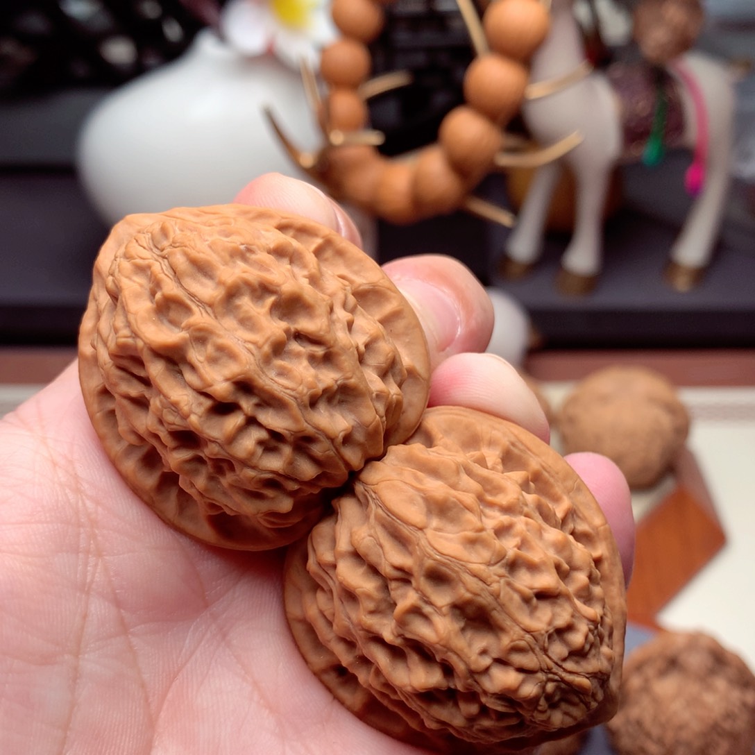 文玩核桃把件金牛全品大肚  1号