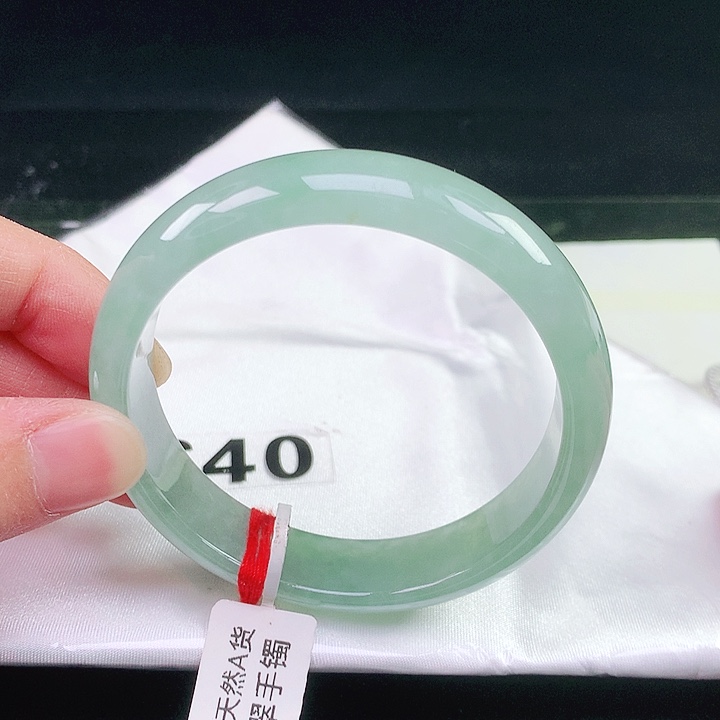 未镶嵌手镯翡翠640