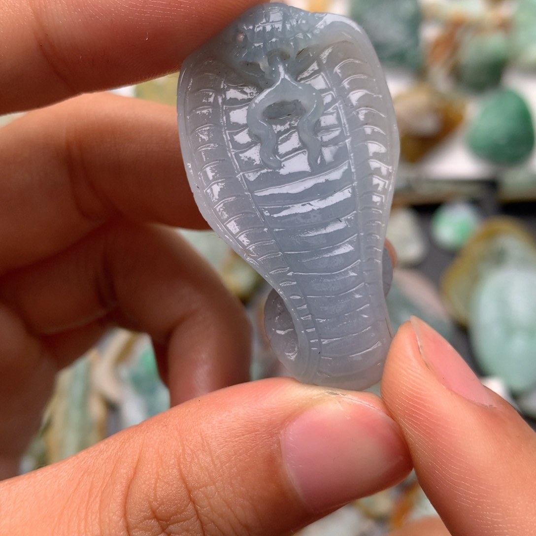 定制翡翠未镶嵌翡翠