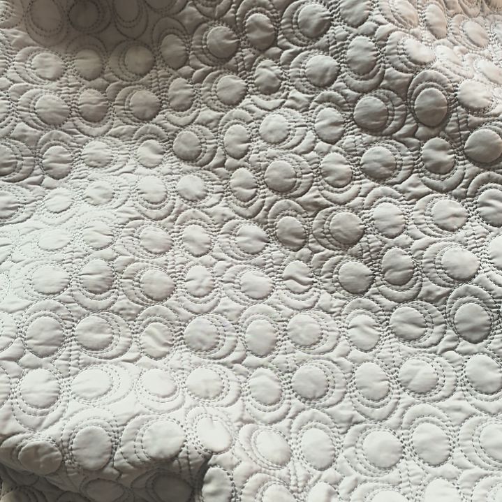 灰色圆圈1米➕灰色小花1米