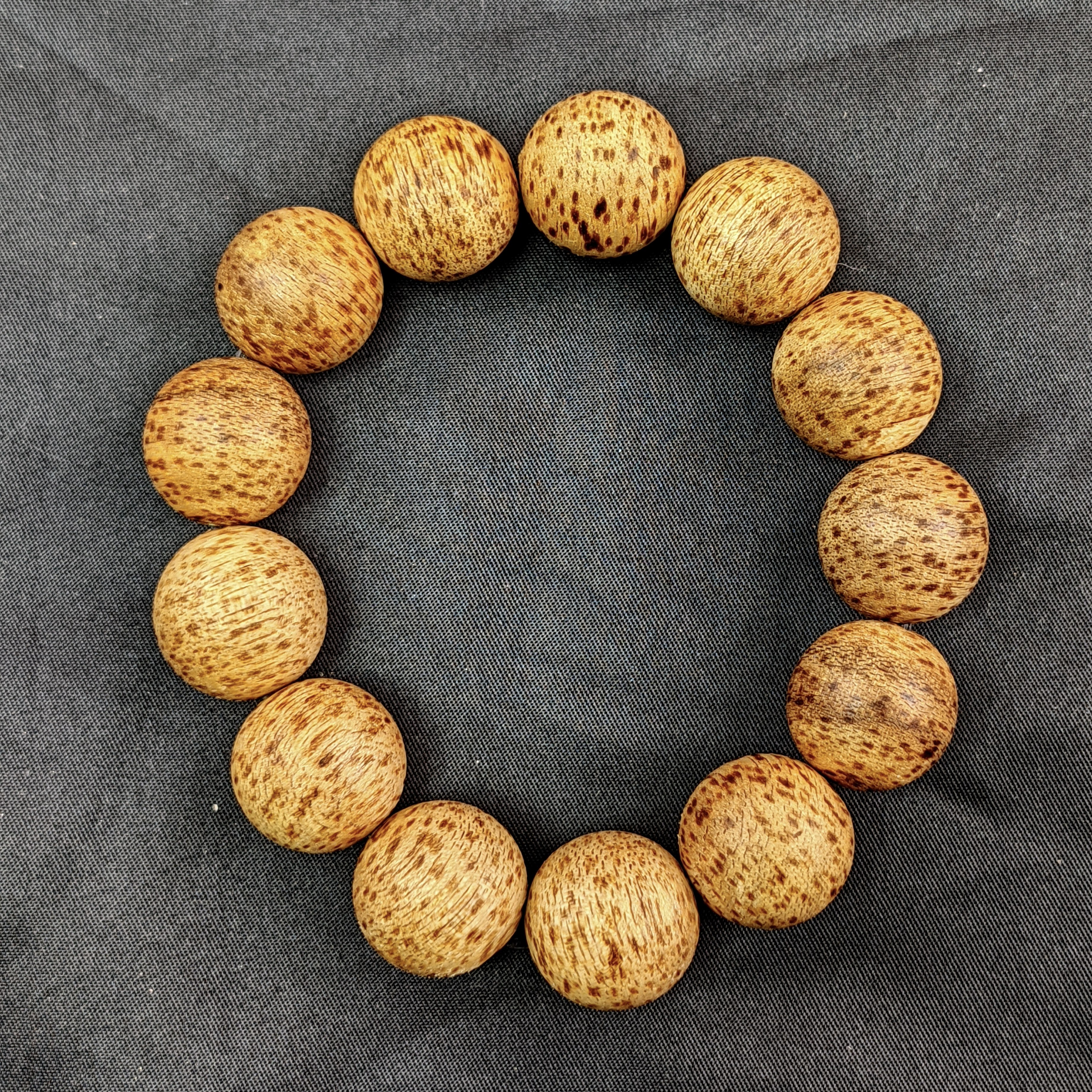 沉香手串柬埔寨蚂蚁沉1.8单圈17.3克