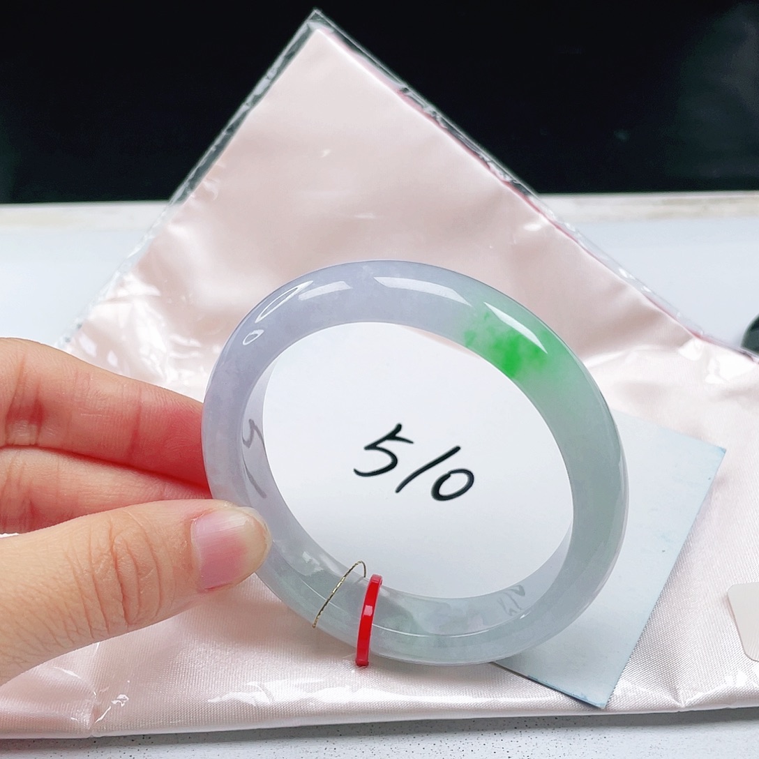 翡翠未镶嵌手镯53+贵妃