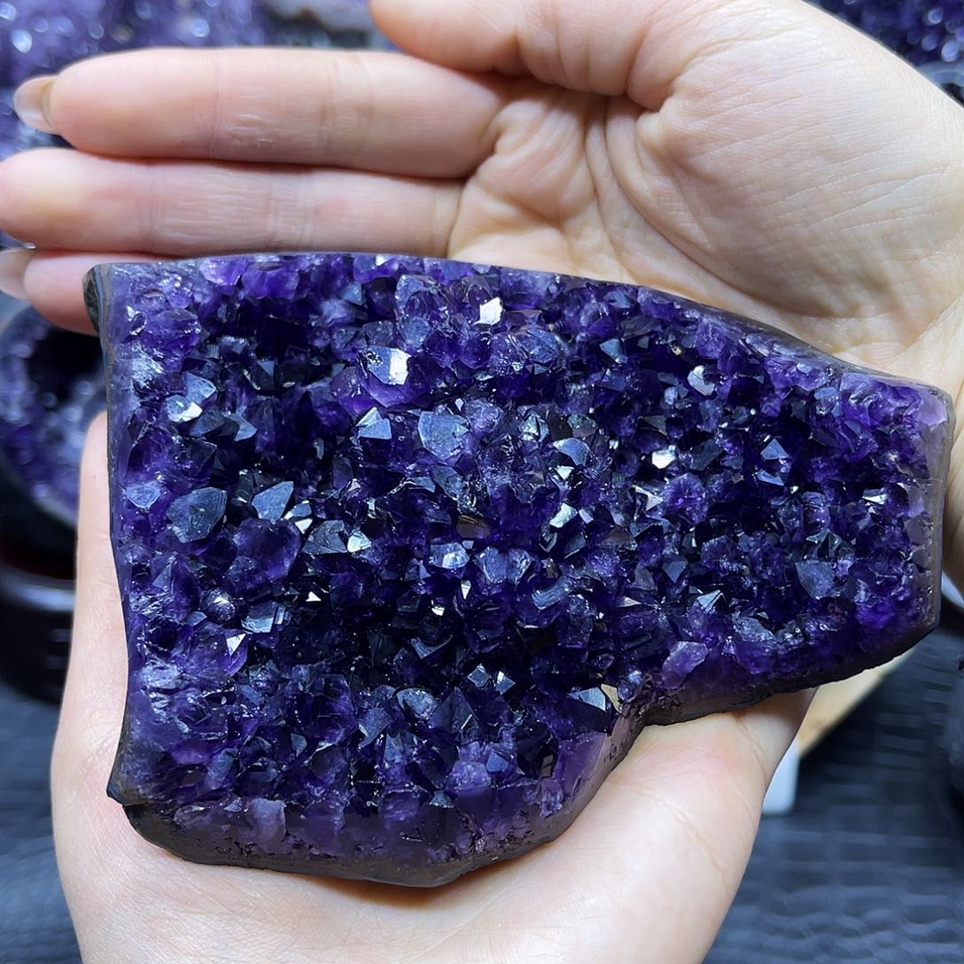 未镶嵌大型摆件（非配饰）水晶