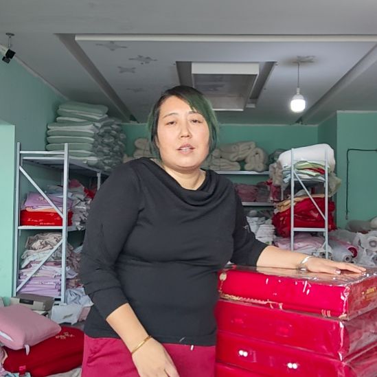 棉高端大床双人婚庆四件套，盒子破了。